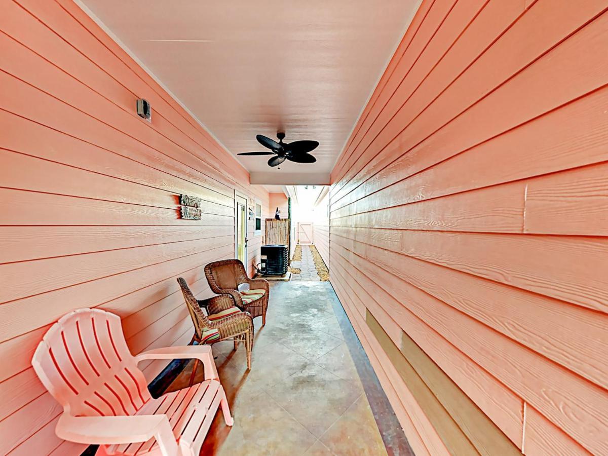 Sail Away At Pirate'S Bay Unit 113 Appartement Port Aransas Buitenkant foto